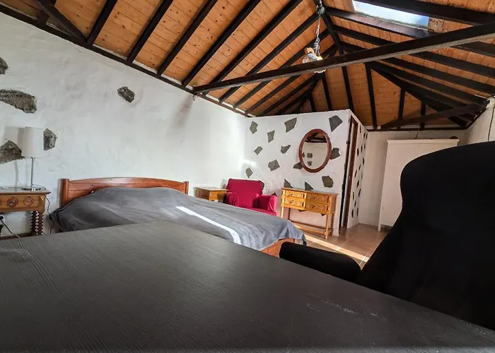 Country Private Studio